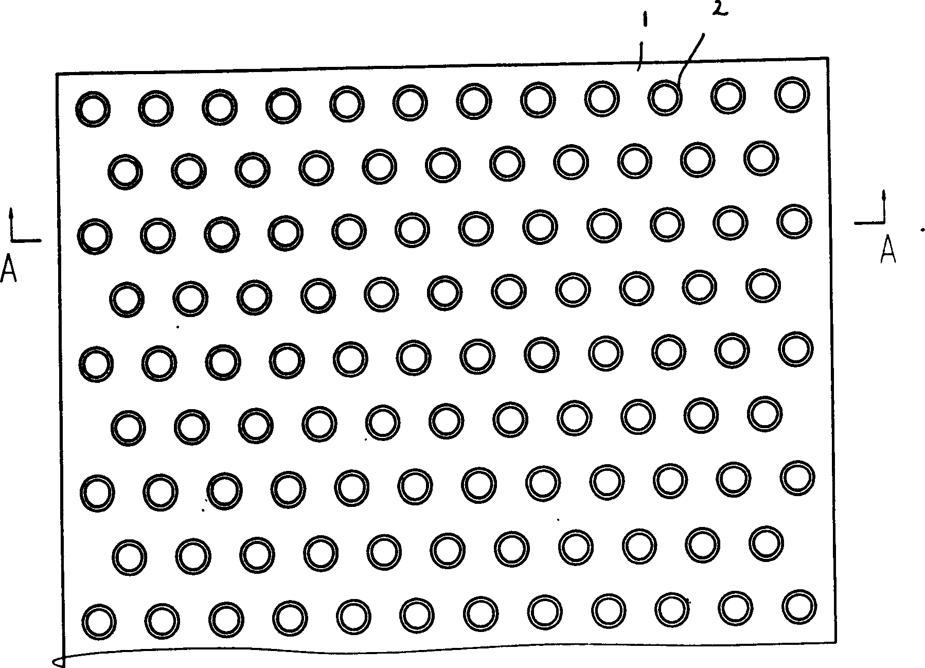 High density polyethylene drainage protection board and its preparation method