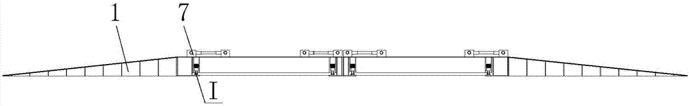 Self-levelling portable truck scale