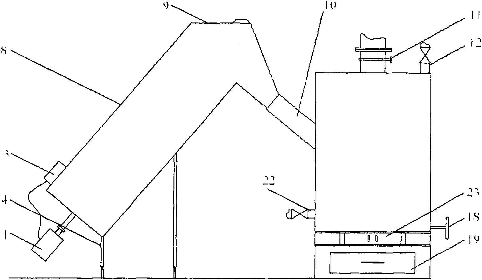 Civil heating stove for automatically feeding with stalk briquette as fuel