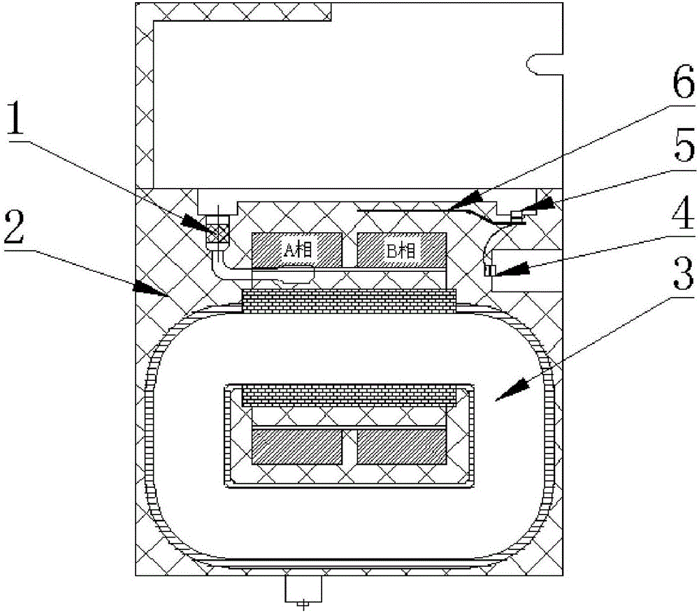 Shielding structure of voltage transformer