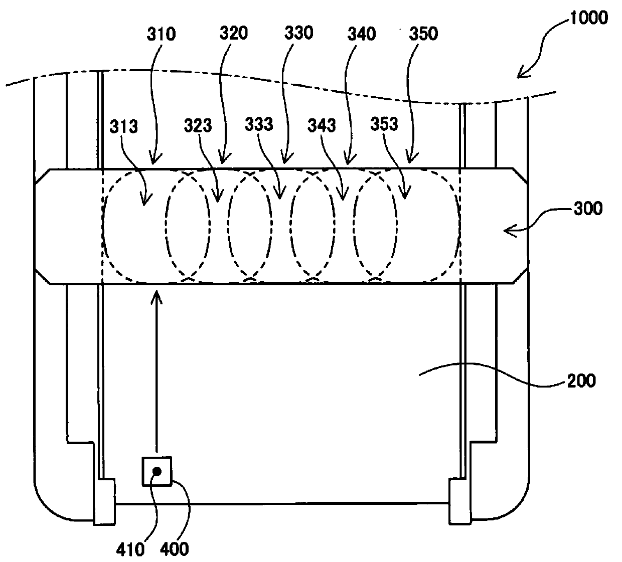 Conveyor belt type needle detector and sensitivity testing method thereof