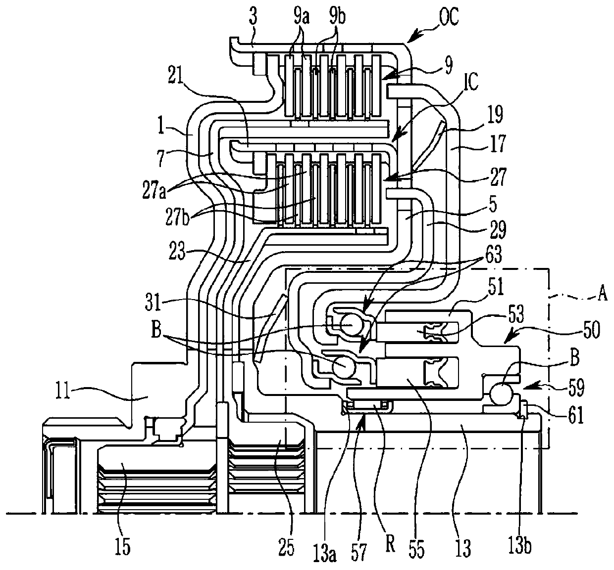 Dual clutch device for vehicle