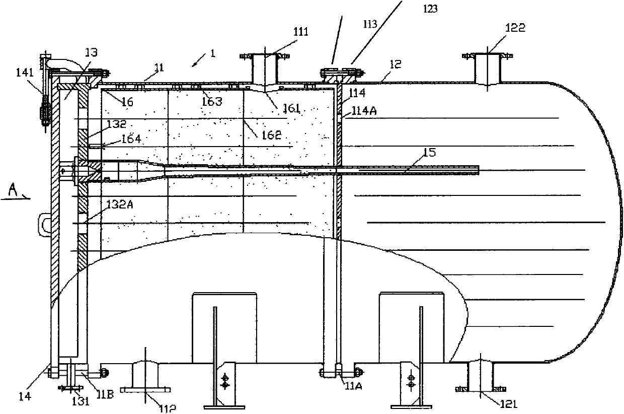 Equipment and method for treating oil extraction wastewater with integration of coalescence and hydrocyclone separation