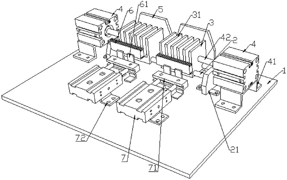 Panel periphery directional-clamping device