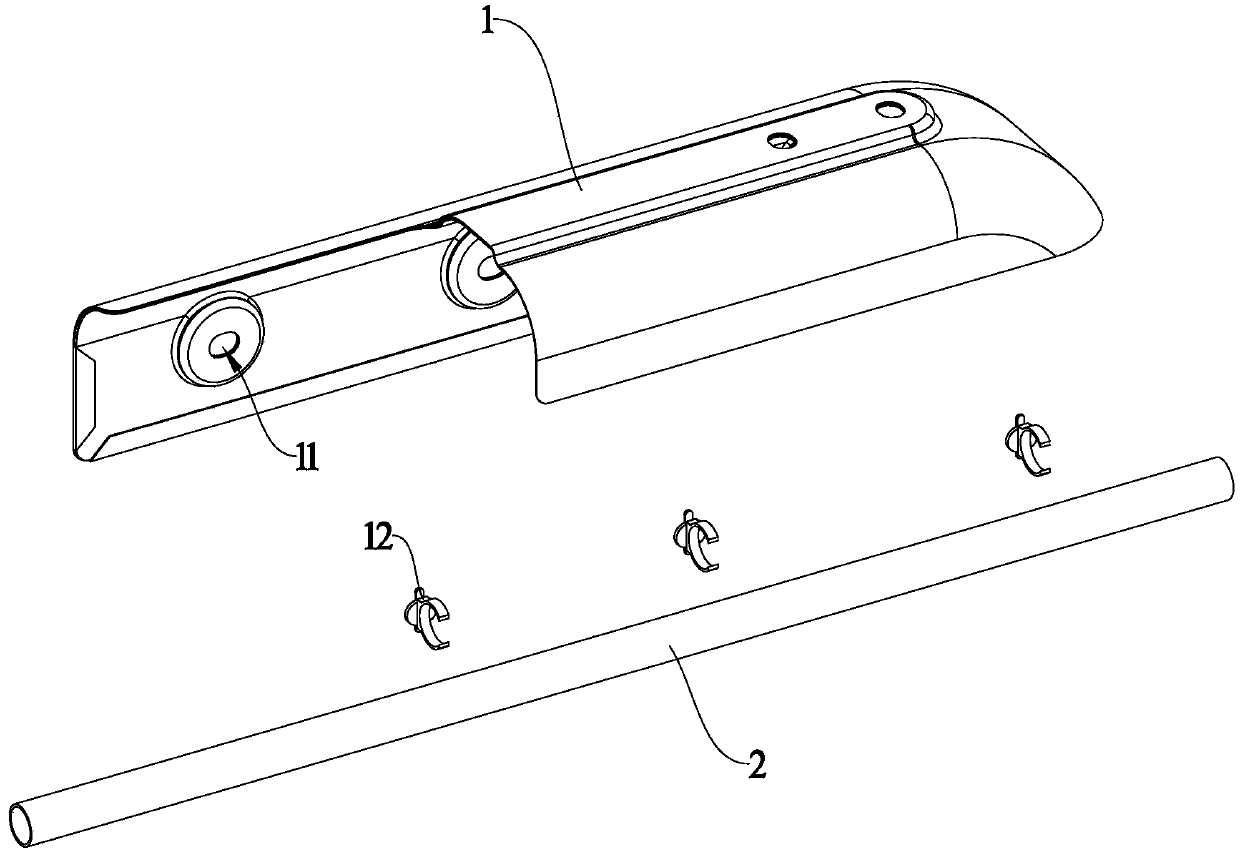 Single-layer exhaust pipe heat shield