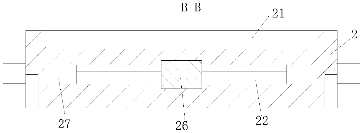 Ship berthing device