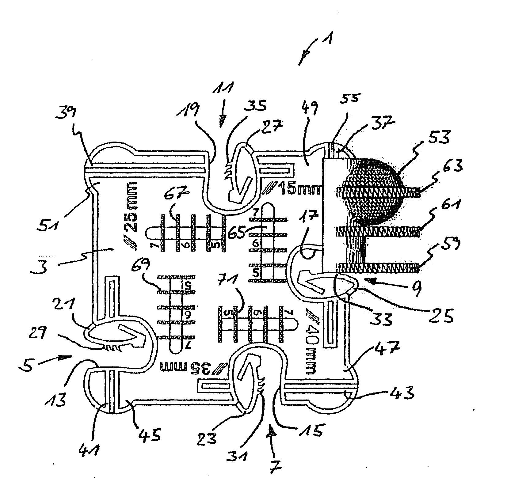 Device for determining the concrete cover of reinforcements during casting