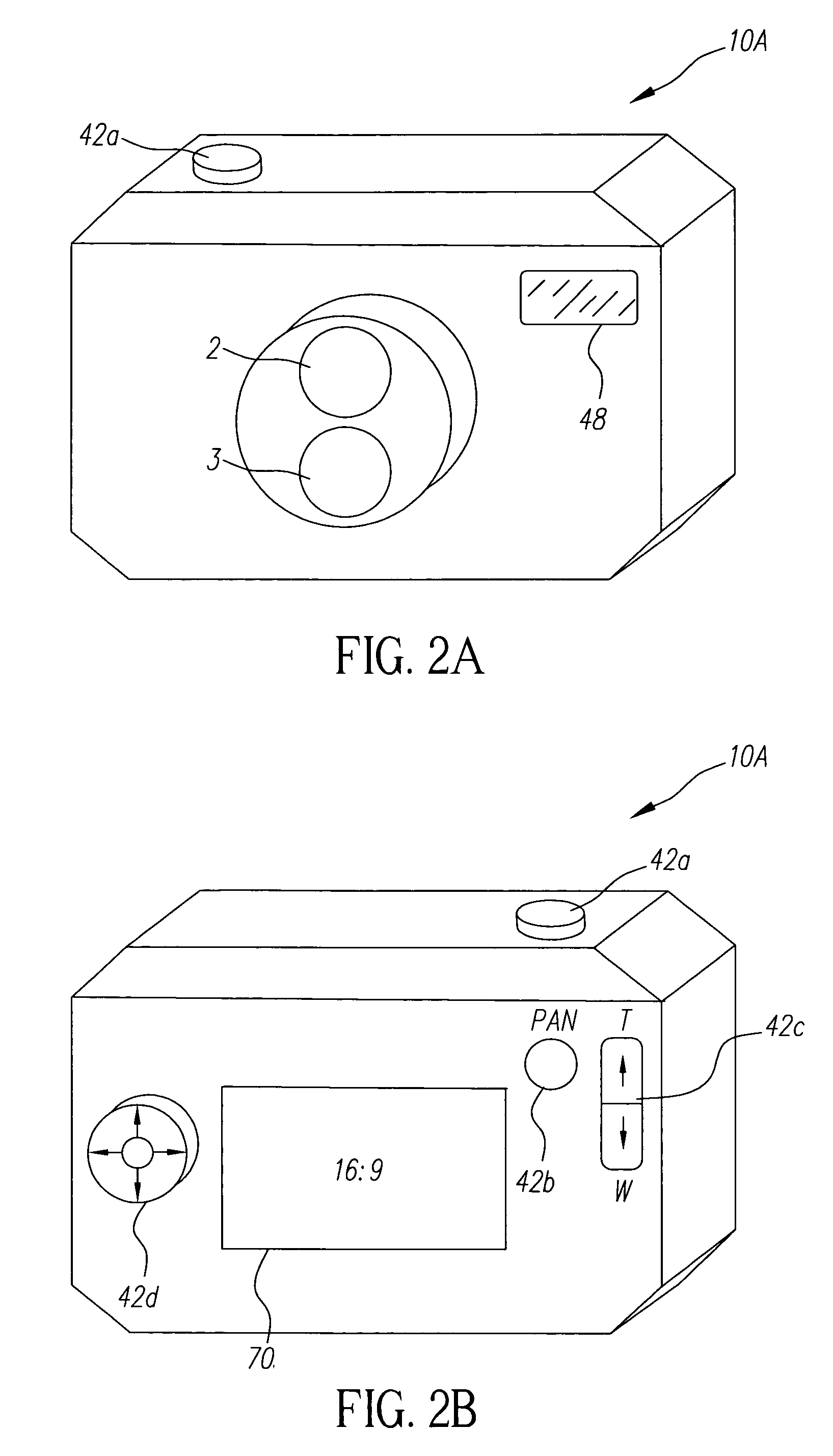 Digital camera using multiple lenses and image sensors to provide an extended zoom range