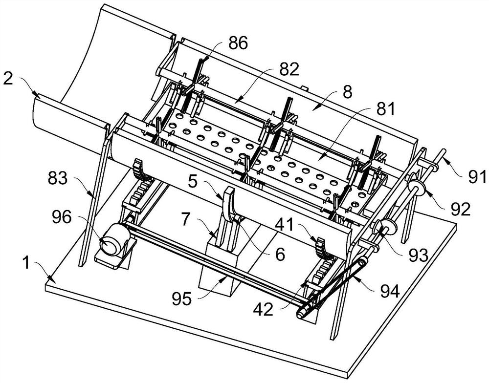 Movable construction waste crushing and recycling device