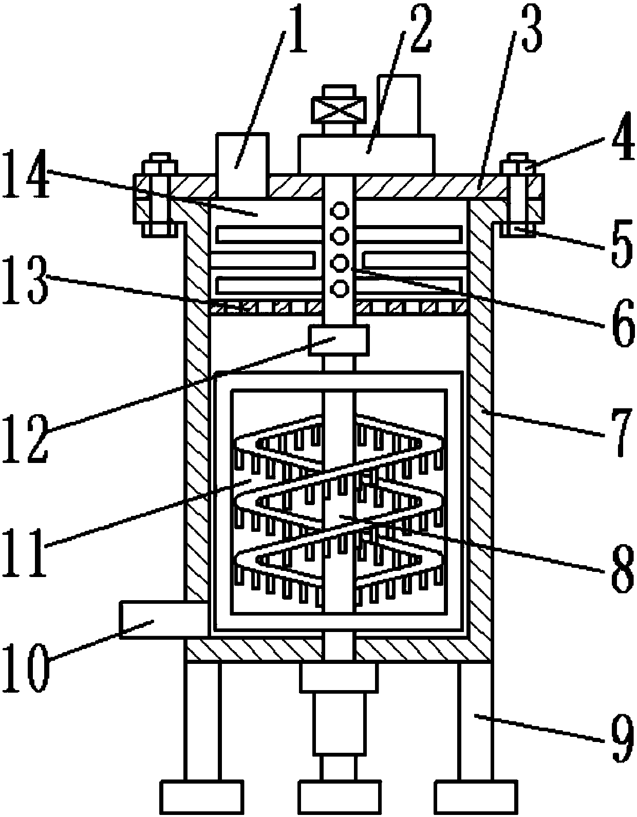 Graded pulp crushing equipment used for papermaking and capable of facilitating cleaning