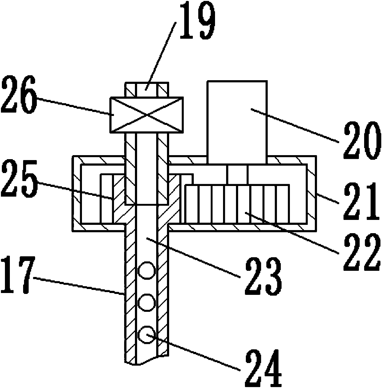 Graded pulp crushing equipment used for papermaking and capable of facilitating cleaning