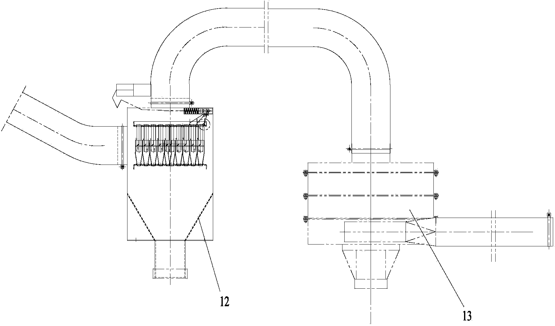 Cyclone dust removing system, flow adjusting device for dust remover, and bulk material transport cart