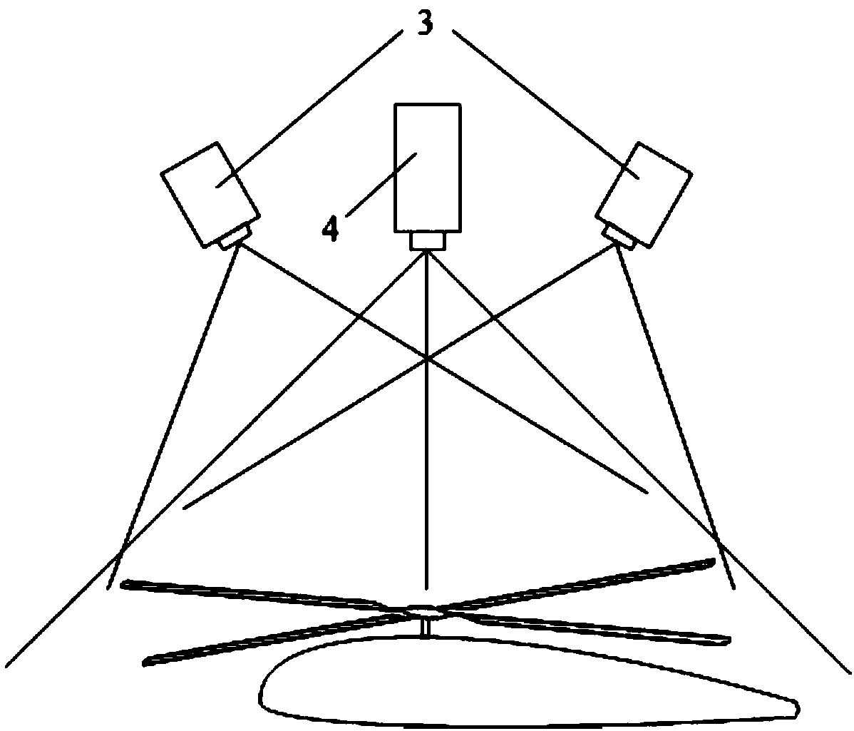 Helicopter rotor blade movement parameter measurement method based on vibration correction