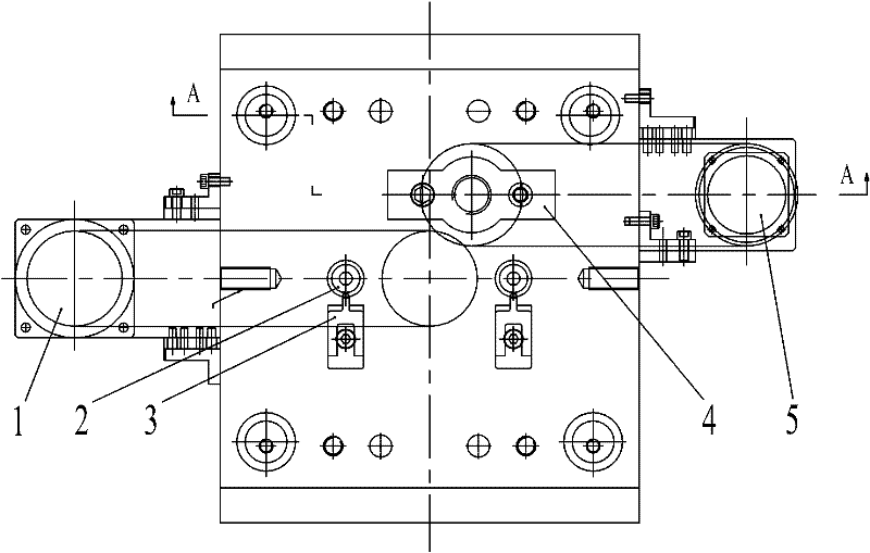 Injection mold screw thread core pulling mechanism