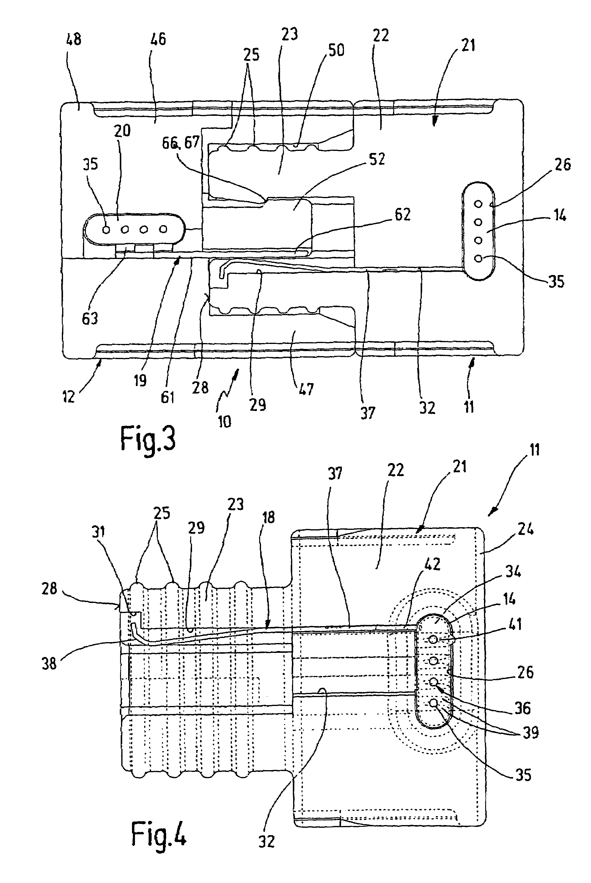 Plug connector device for multicore flat cables