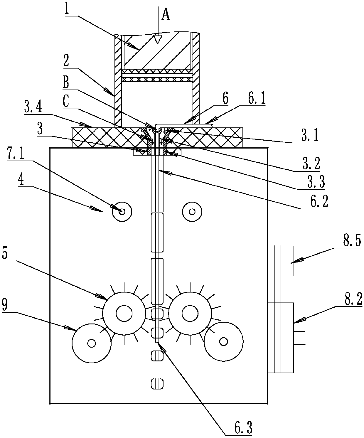 Automatic pelletizing and molding device