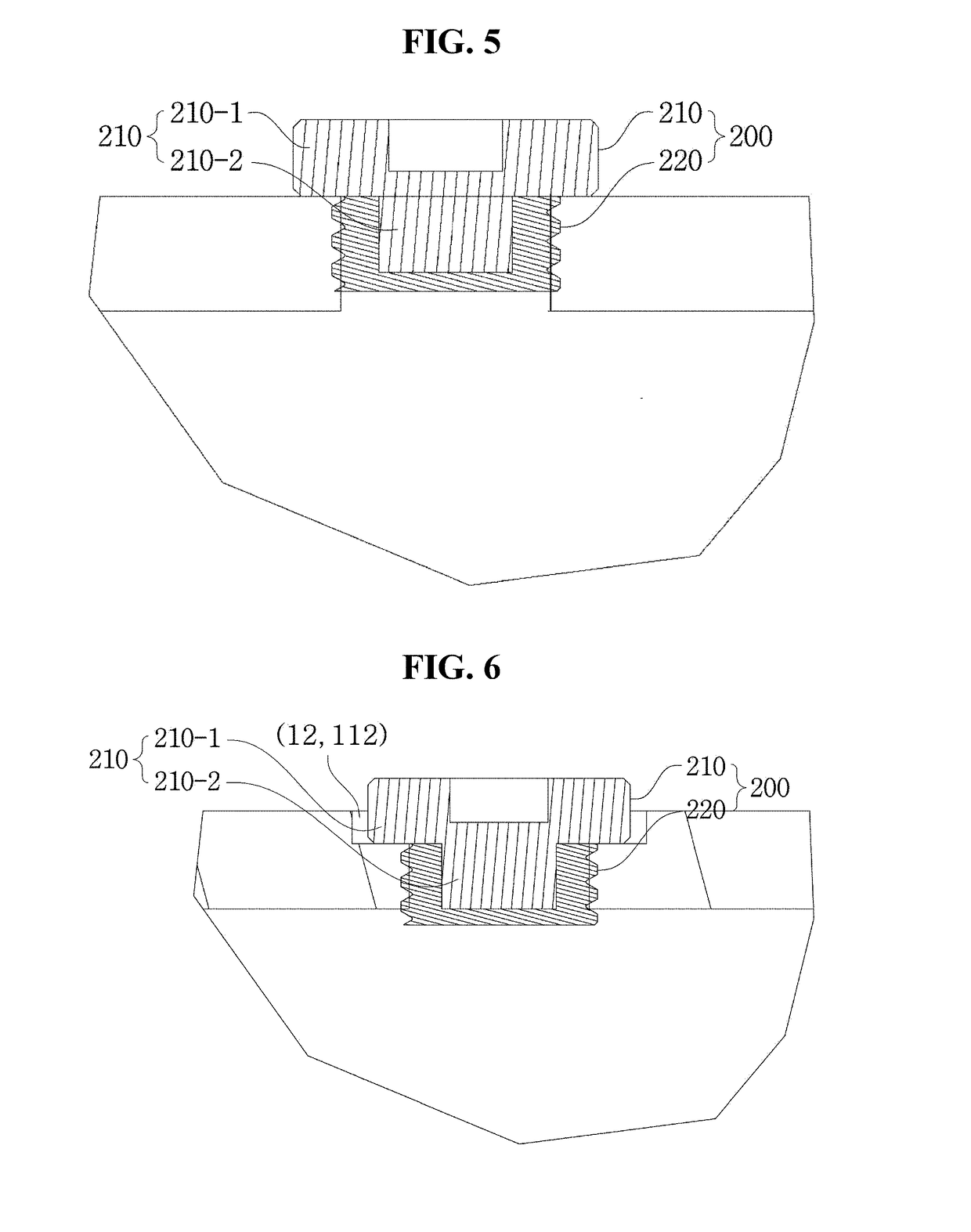 Cavity filter for low pimd using hybrid cap bolt