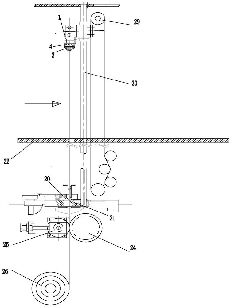 Roll paper feeding and cutting device and paper feeding and cutting method