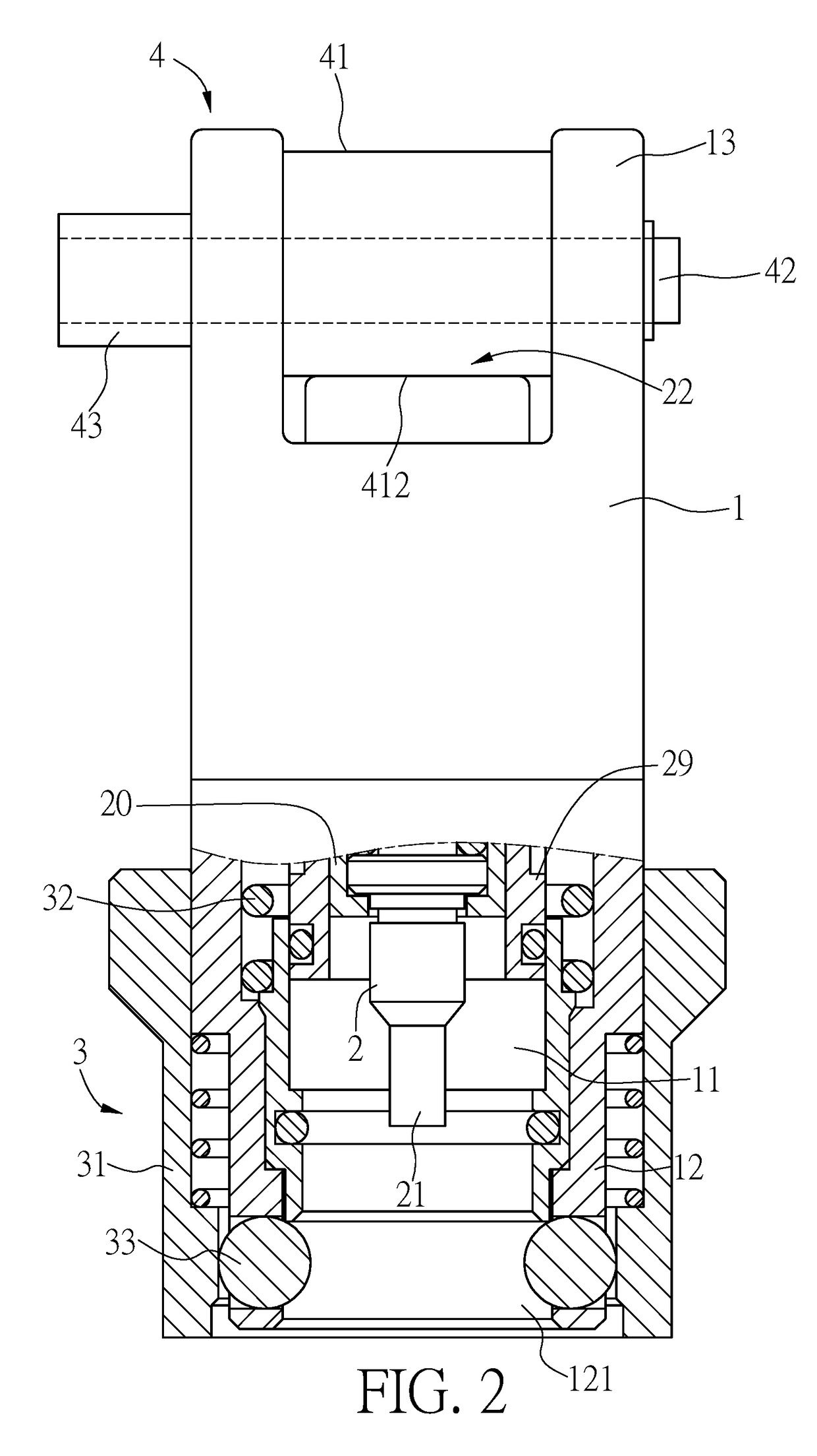 Adjustable connector for refrigerant pipe