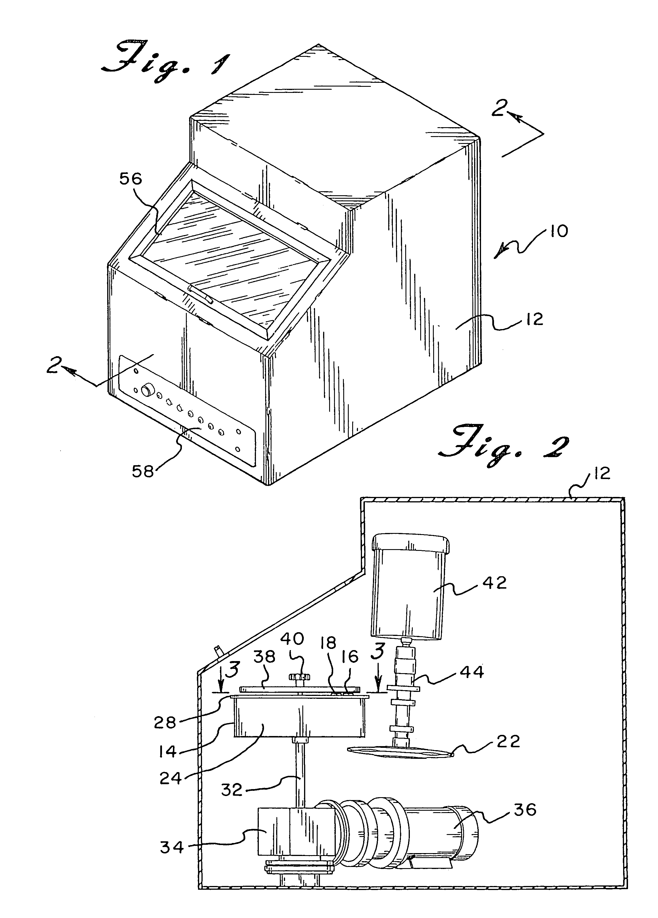 Apparatus for removing the tips of tablet punches