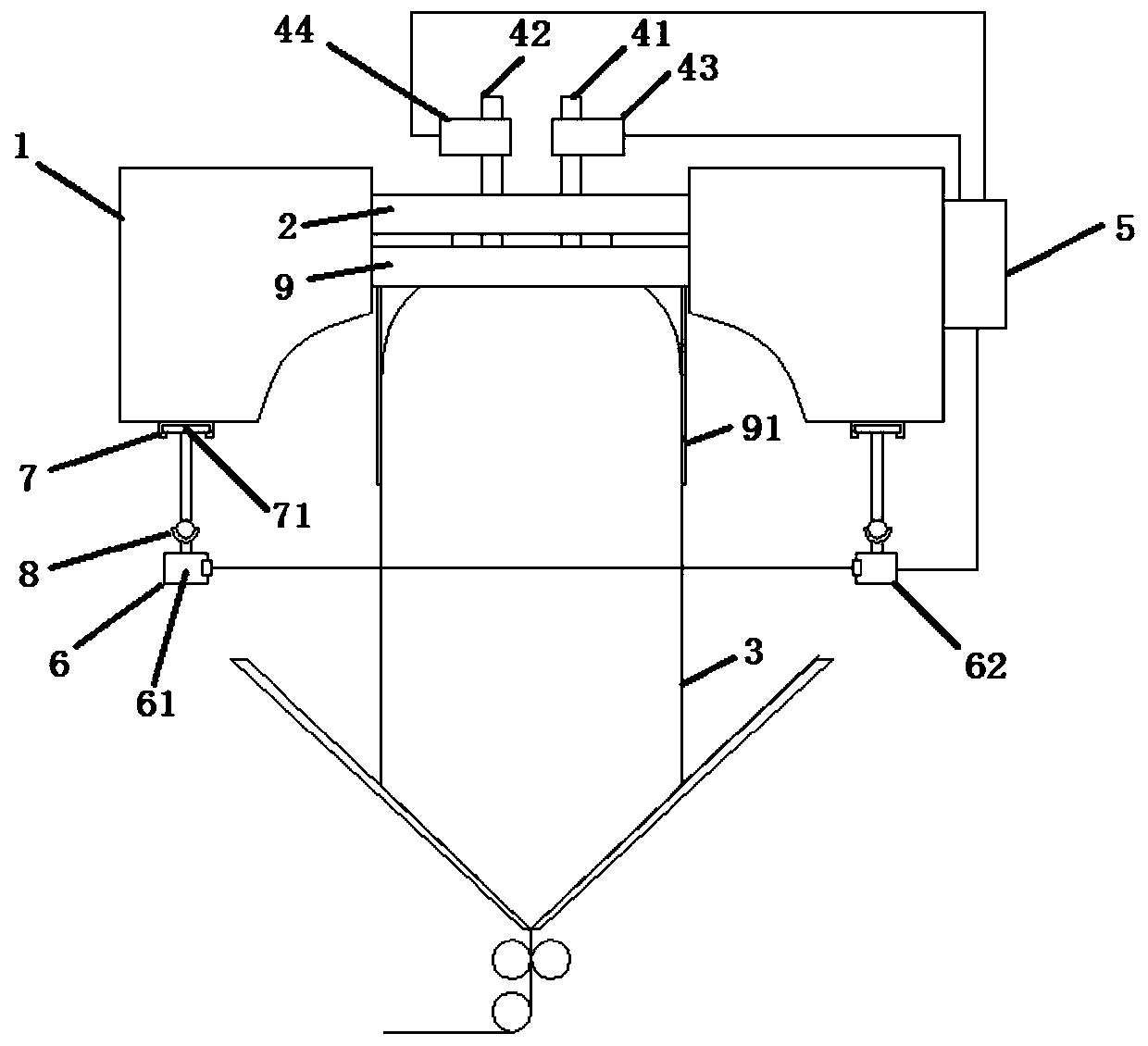 Thin-film blow-molding machine capable of realizing replacement of mold head