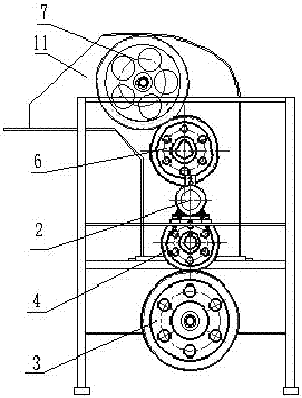 A straw crushing device