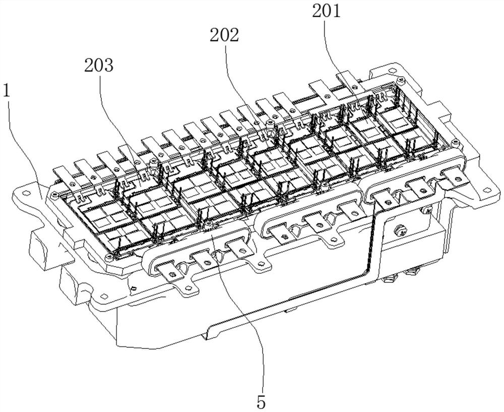 An integrated packaging structure for dual motor controllers