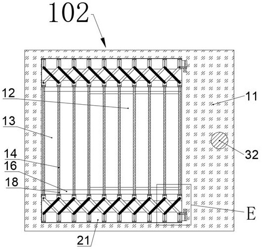 Meat cutting machine capable of flexibly adjusting sizes of meat blocks