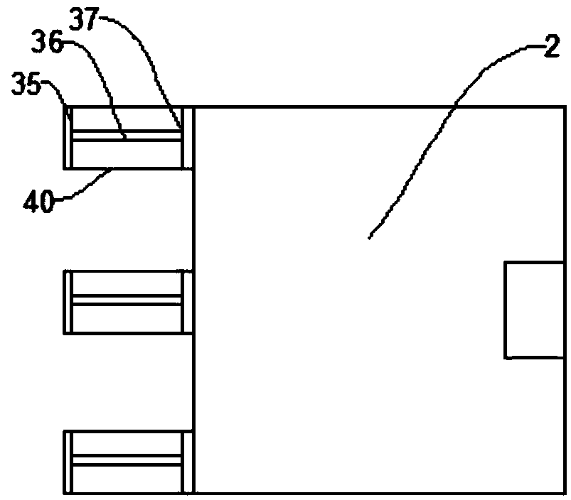 Spraying device for agricultural cultivating greenhouse