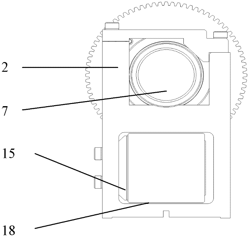 Gear-driven automatic precision focusing mechanism of beam expander