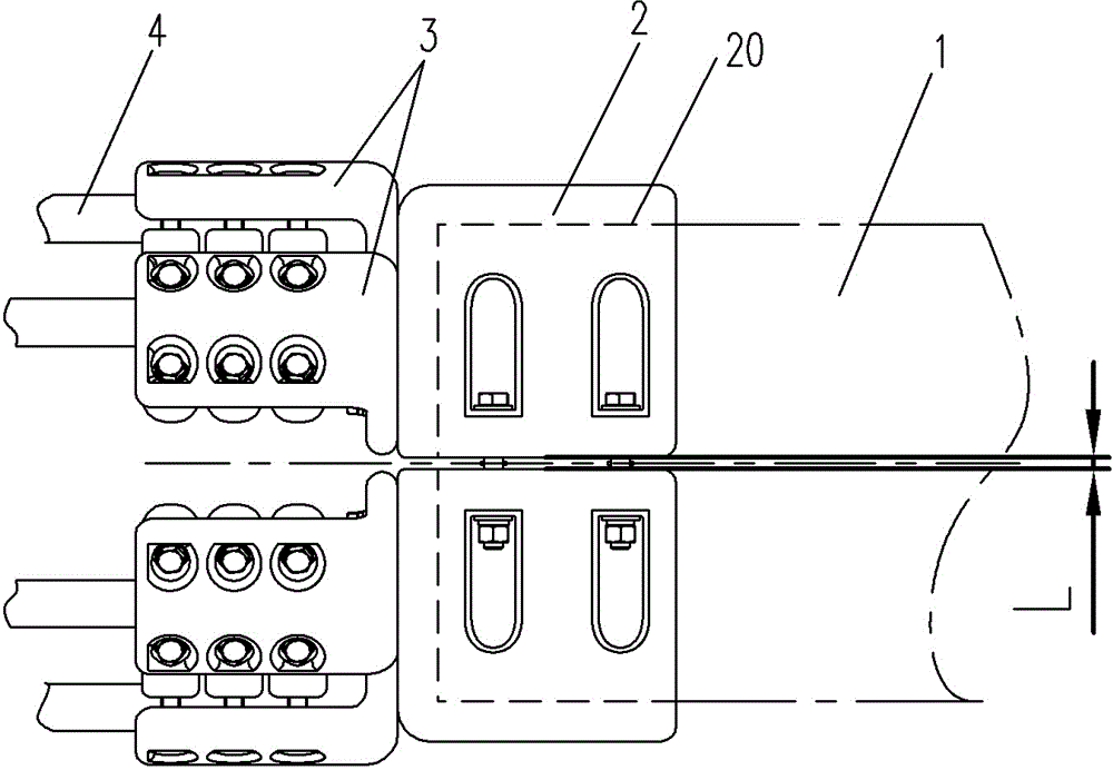 Divided conductor clamp fitting for EHV (Extra-High Voltage) DC (Direct Current) convertor station and branch clamps thereof