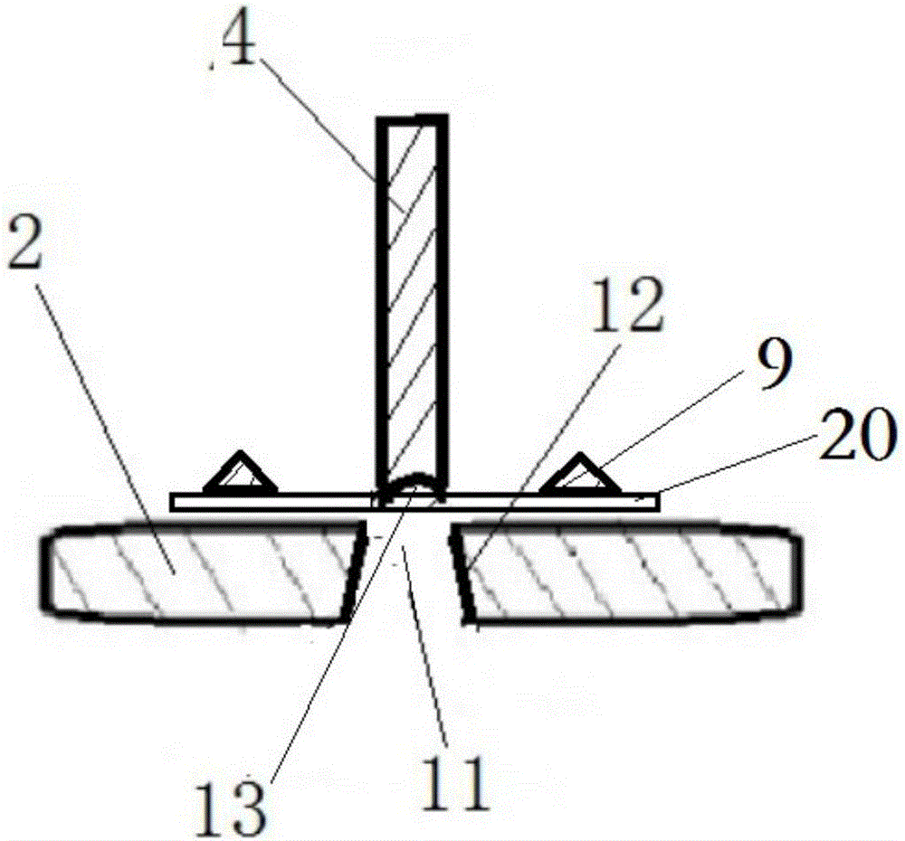 Slide track type leather specimen preparation device