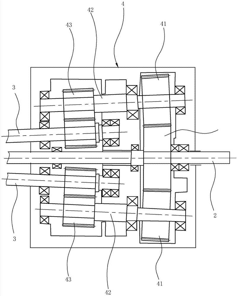 Glue injection device for injection molding machine