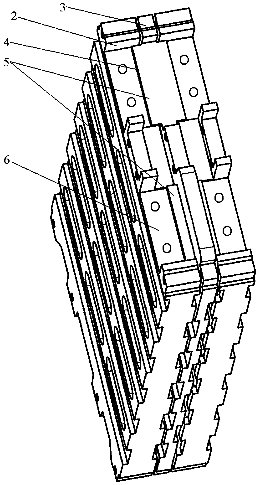 Cell assembling structure of combined battery