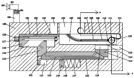 Automatic bottle labeling device