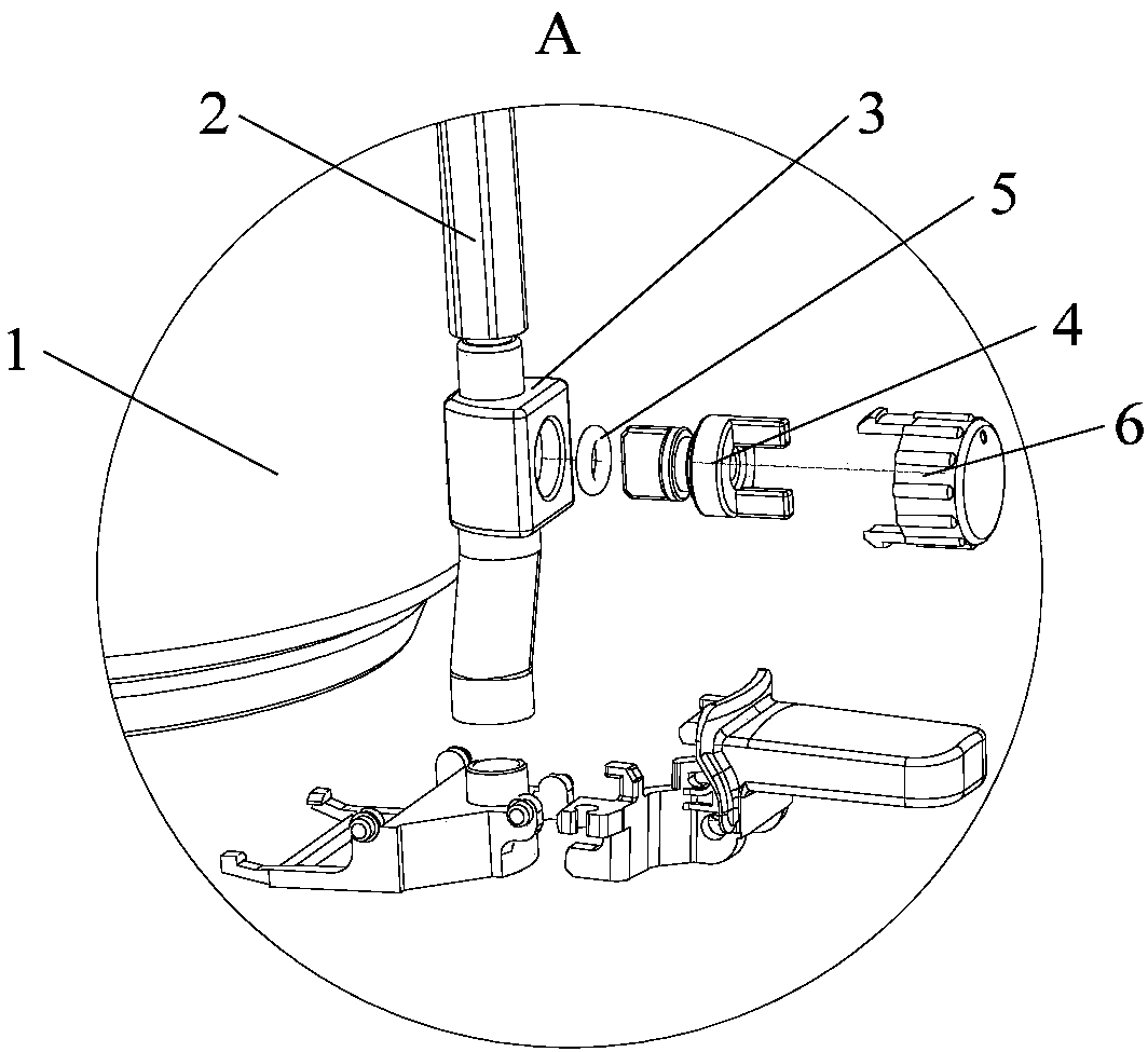 Liquid heating utensil