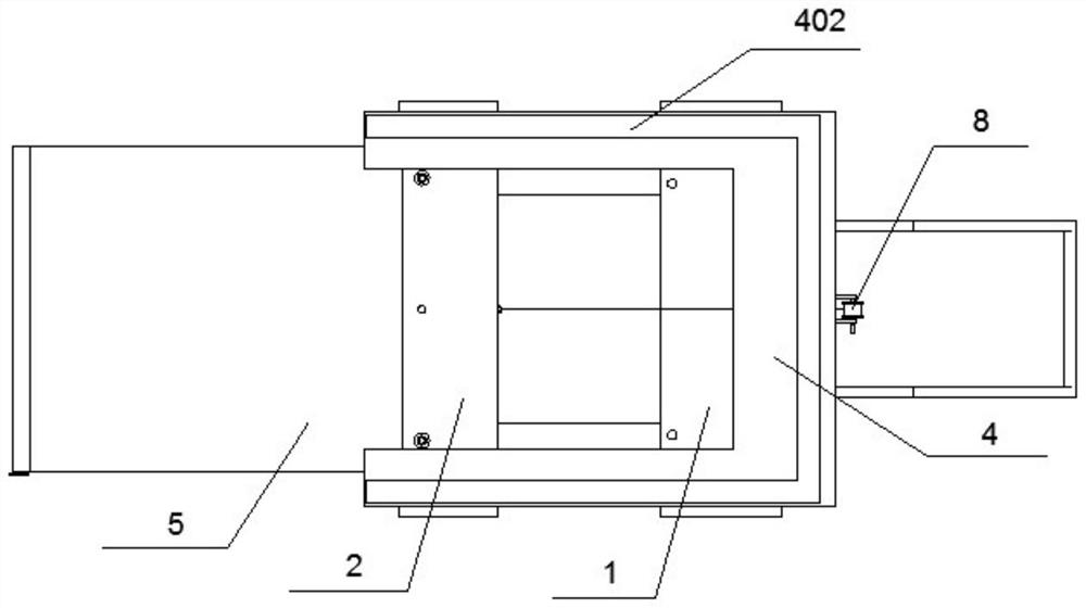 A cargo loading and transportation device based on port transportation and loading and unloading