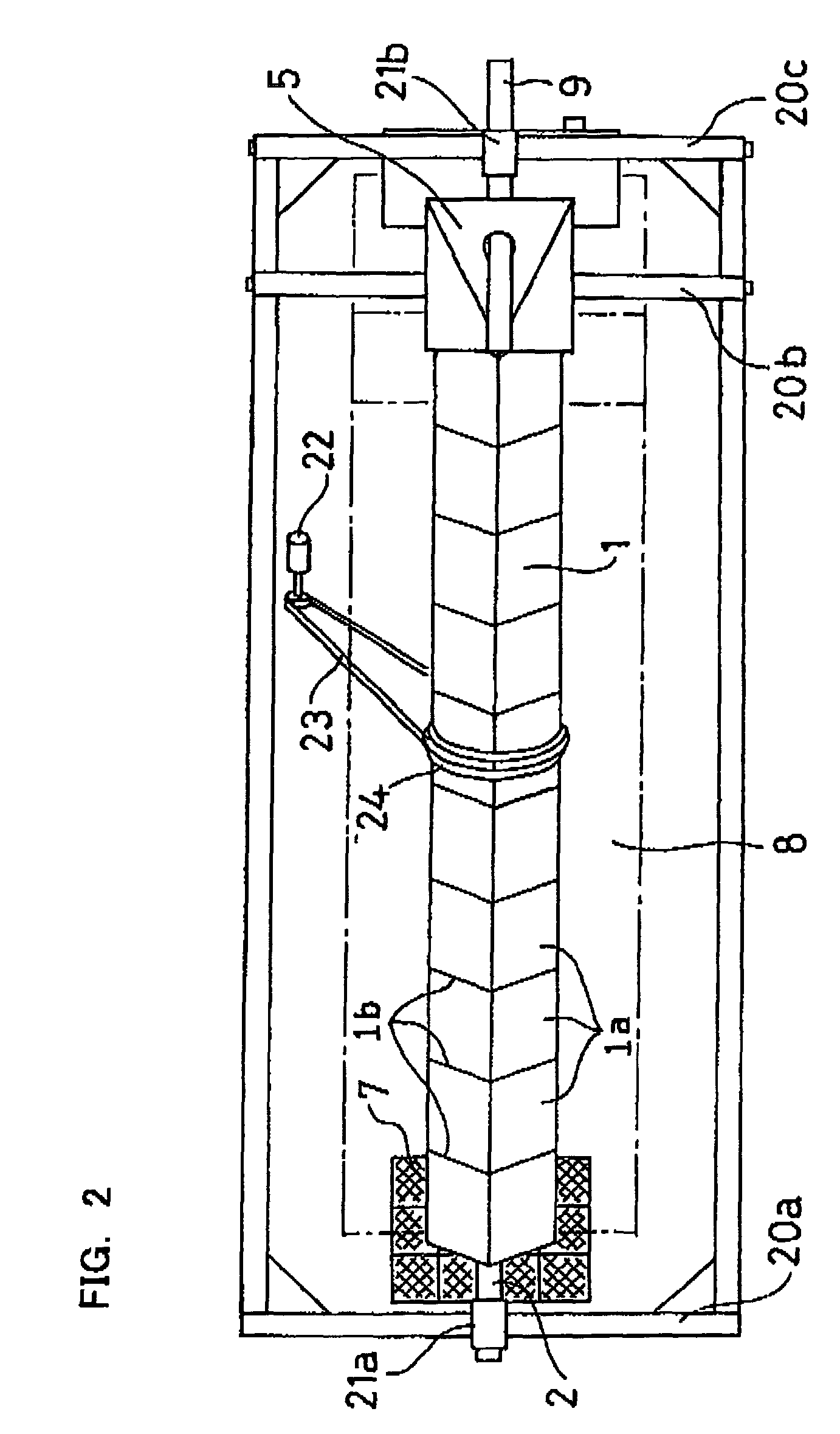 Device for cleaning food with ozone water, and method of cleaning food using cleaning device