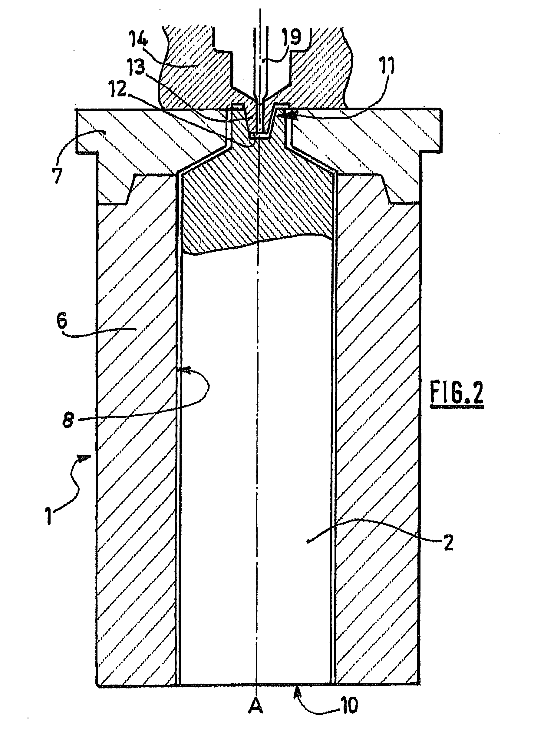 Device for injection molding a tubular element from synthetic material