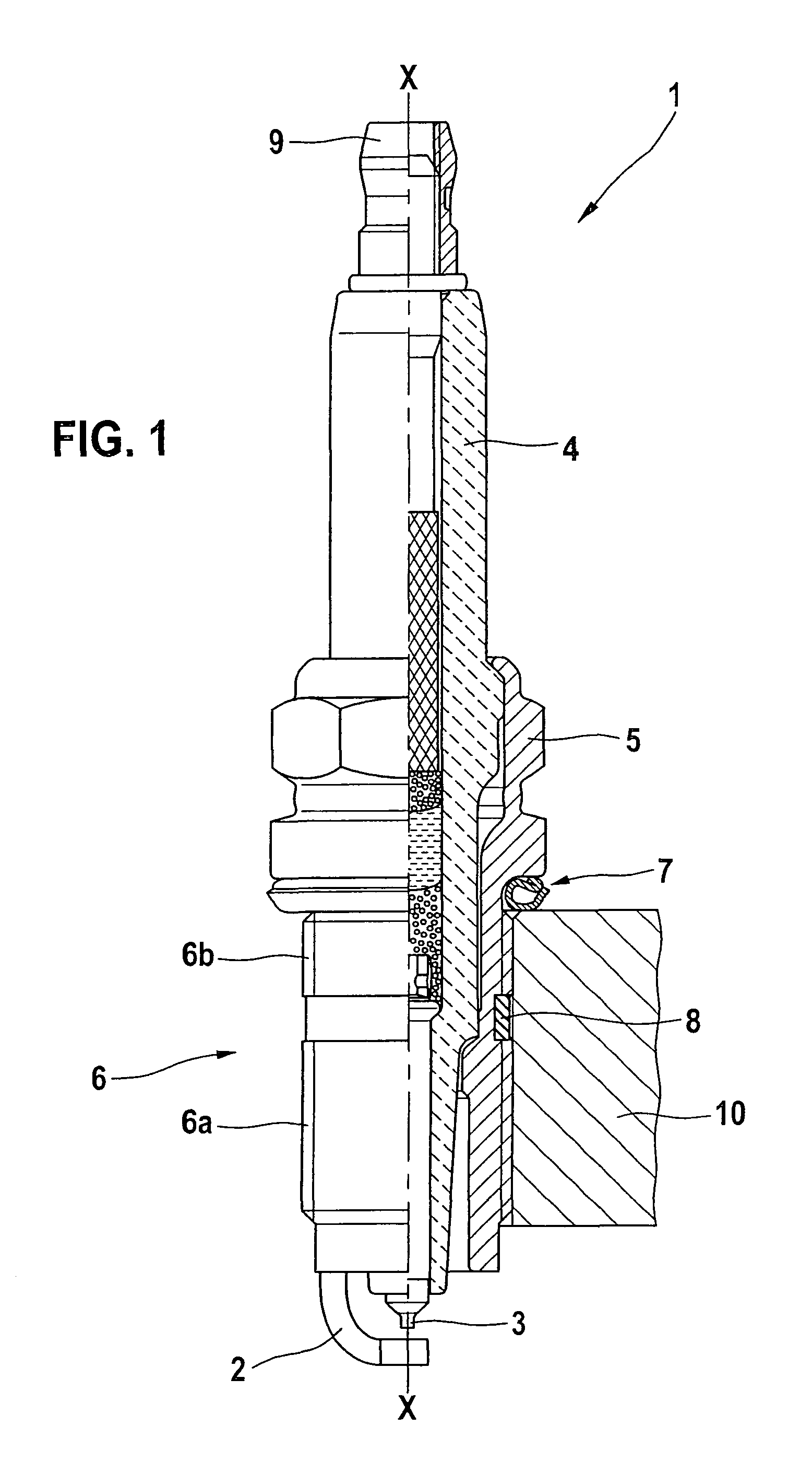 Spark plug incorporating a folded packing situated on an outer circumference of a housing for position-oriented installation