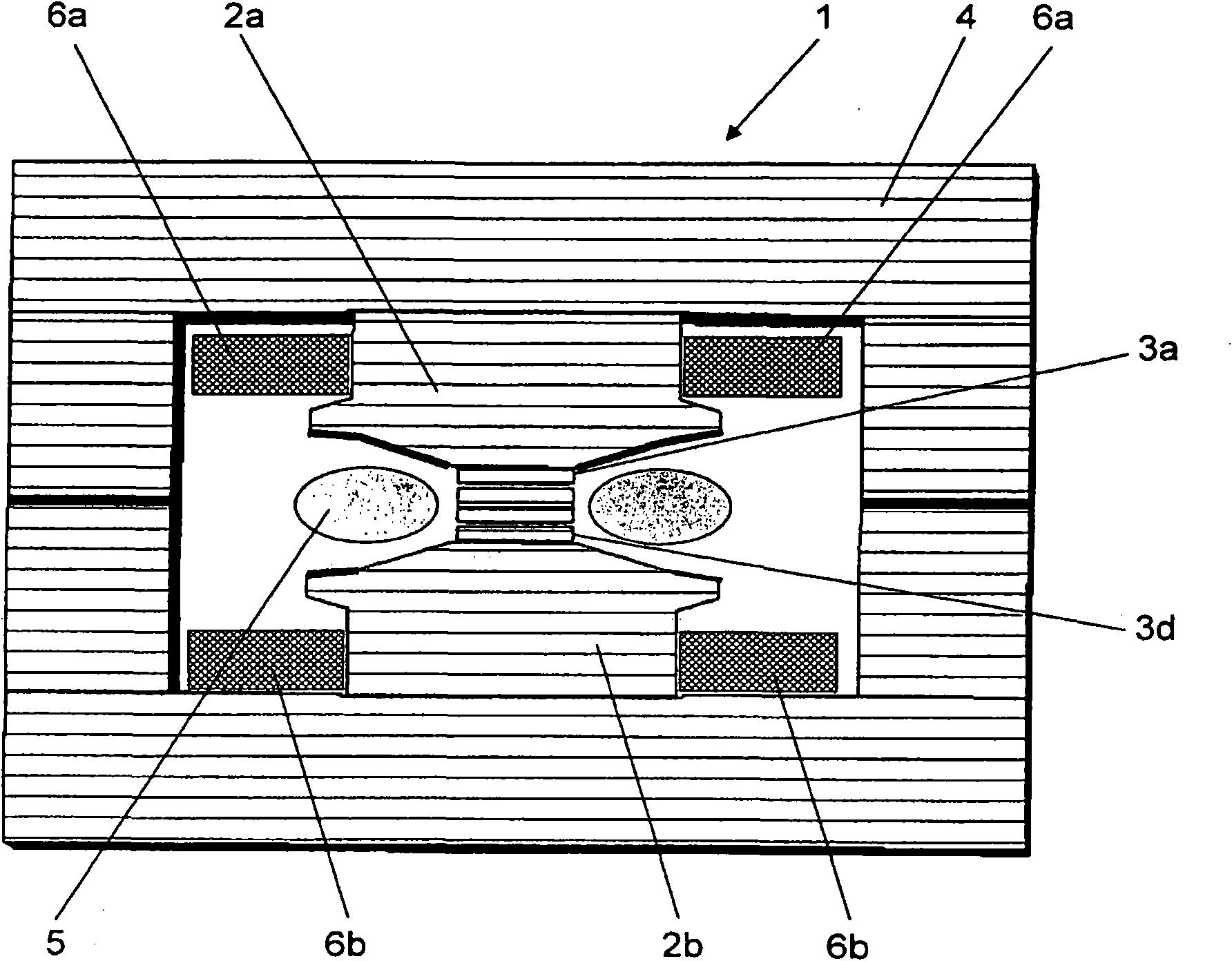 Betatron with a variable orbital radius