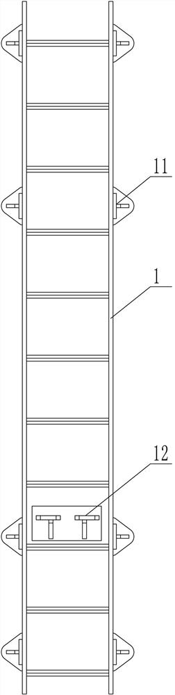 Wave-adaptive full-automatic accommodation ladder device for ocean platform and application method thereof