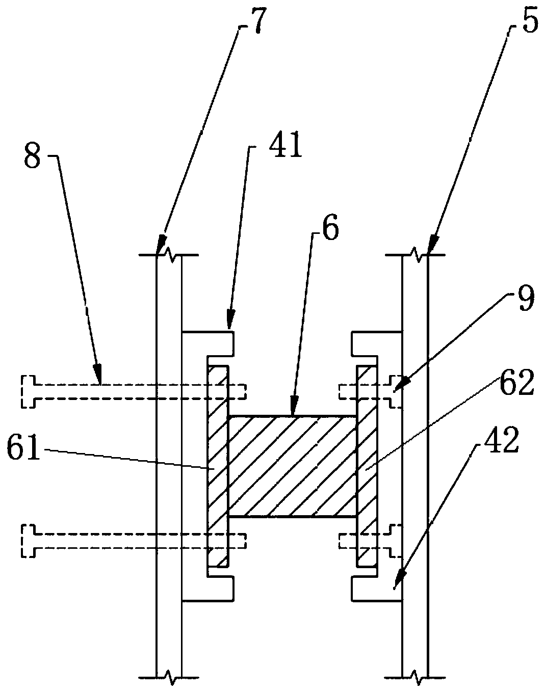 Pressure sensor mounting device for measuring berthing impact force of dock