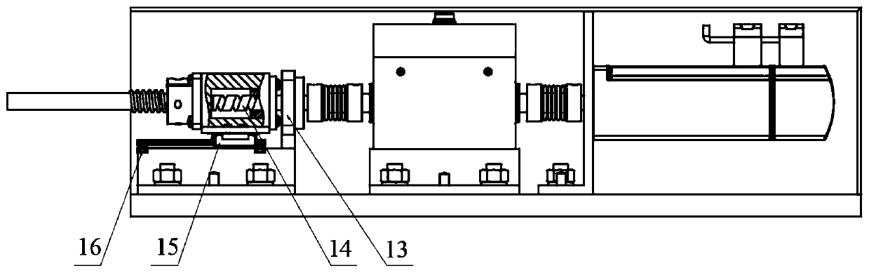 Automatic continuous dynamic loading method for testing bearing characteristic of air floating ball bearing