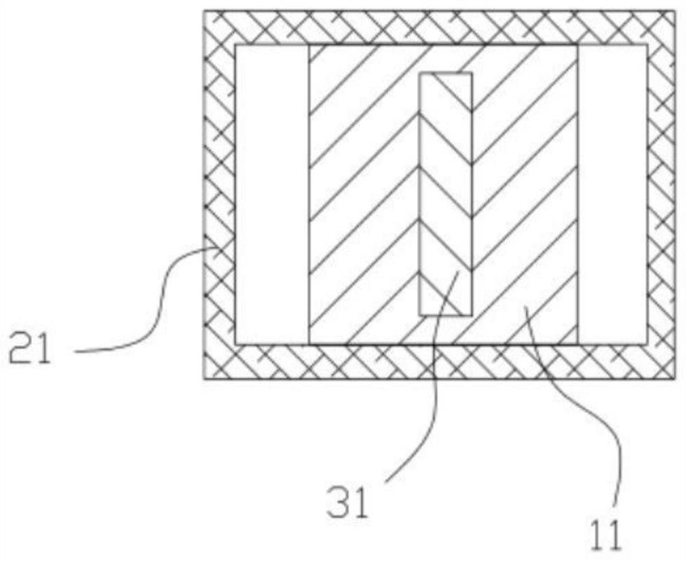 Crushing and refining device for environmental-friendly compound farmyard manure for agriculture and forestry and application method