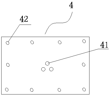 Feeding device for fruit tree pest mites and using method