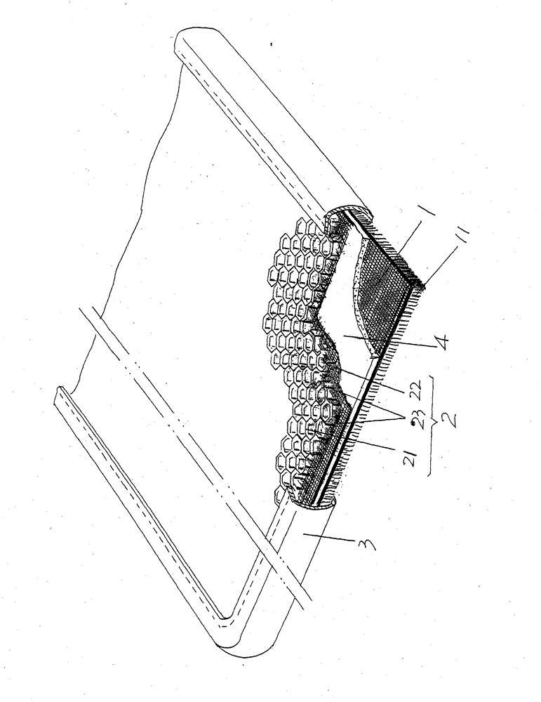 Ventilating anti-skidding table mat and machining method thereof