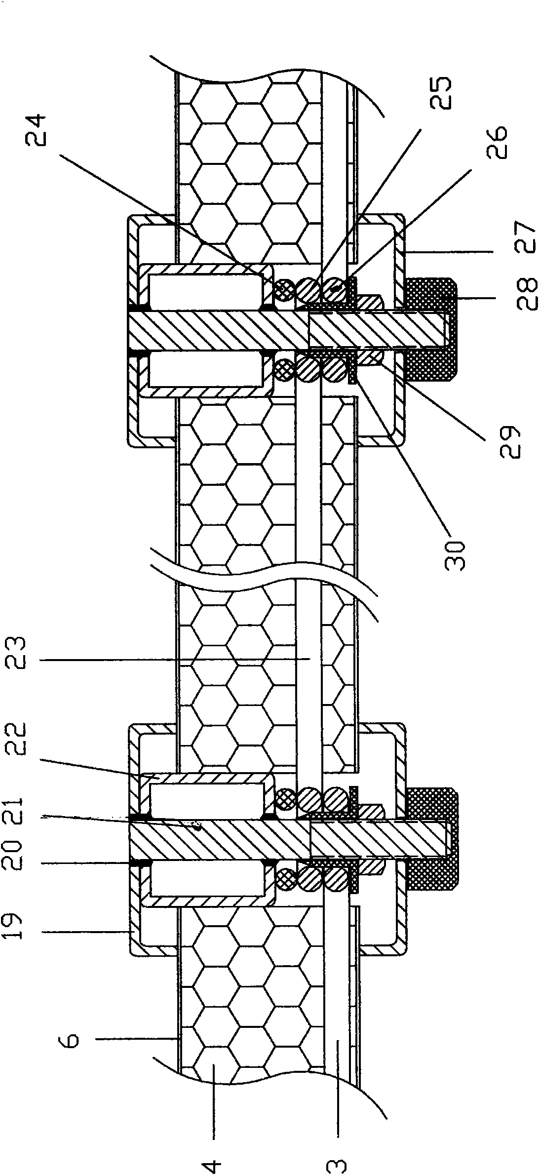 Bridge cutoff type integrated house and installation method thereof