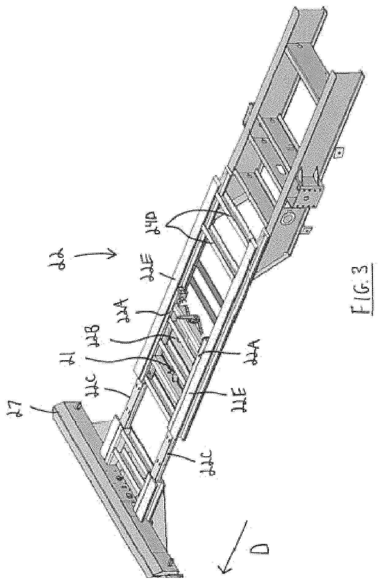 Extendable trailer for freight containers