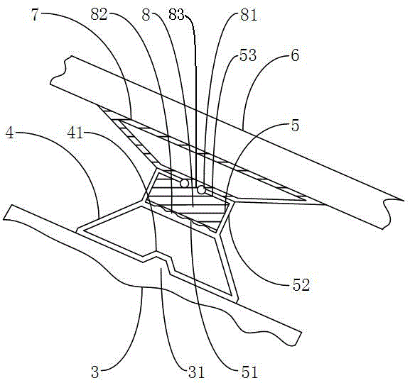 Connecting device of solar photovoltaic system